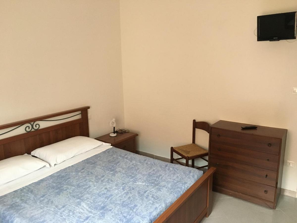 Appartamento Miramare, 2 Camere, Cucina, Bagno, Ventimiglia Exteriér fotografie