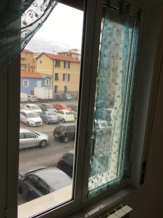 Appartamento Miramare, 2 Camere, Cucina, Bagno, Ventimiglia Exteriér fotografie