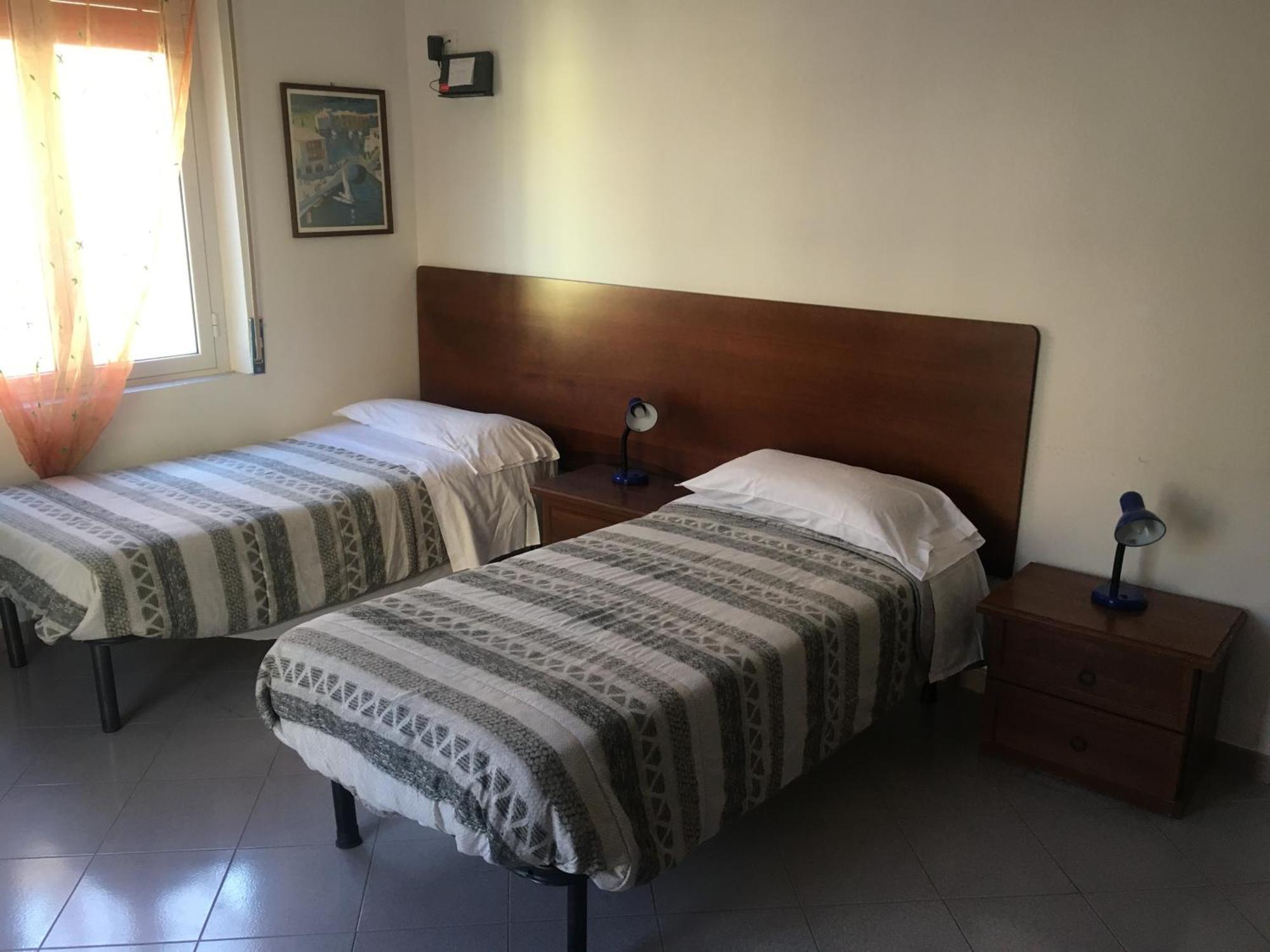 Appartamento Miramare, 2 Camere, Cucina, Bagno, Ventimiglia Exteriér fotografie
